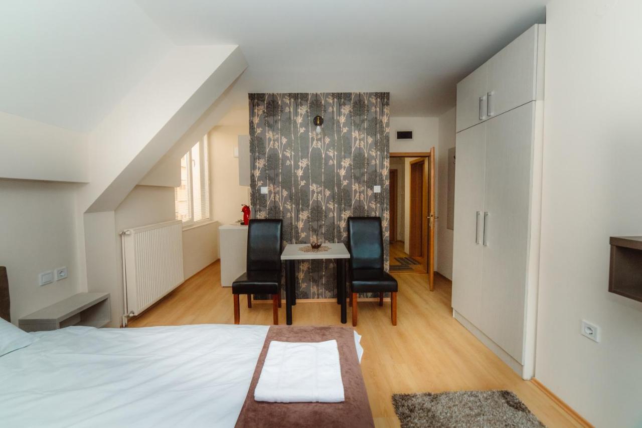 Duga Apartmani Крагуевац Экстерьер фото