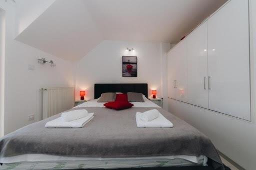 Duga Apartmani Крагуевац Экстерьер фото